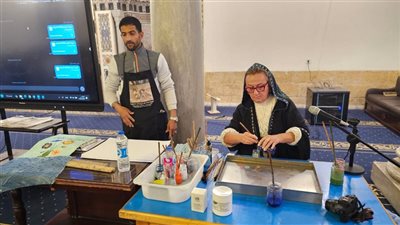 ملتقى الأزهر للخط العربي والزخرفة يستضيف فنانة إيطالية
