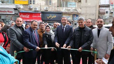 محافظ دمياط يفتتح معرض 