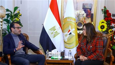 وزيرة التنمية المحلية تلتقي مع الرئيس التنفيذي لبنك الطعام المصري لبحث تعزيز التعاون المشترك