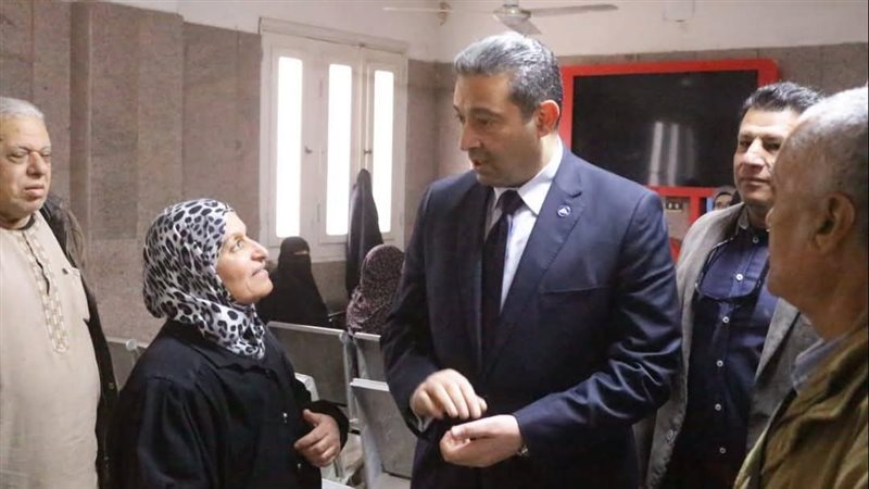 محافظ دمياط يتفقد