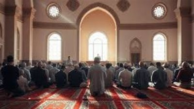 تفسير رؤية إمام المسجد في المنام وعلاقتها بتحسن المعيشة وسعة الرزق 
