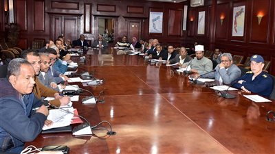 8 قرارات هامة لمحافظ الأقصر في جلسة المجلس التنفيذي