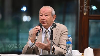 نجيب ساويرس: تبرعت للجامعة الأمريكية فى مصر ومليش مصلحة شخصية (صور)