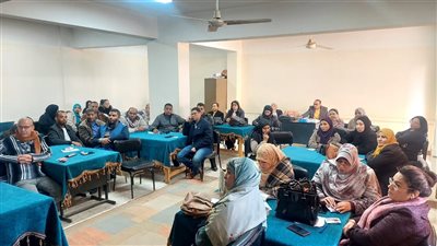 تعليم الأقصر تتابع ورشة عمل التقييم النهائي لـ التعليم التجاري