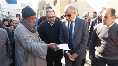  محافظ المنيا يفاجئ مستشفى المبرة بزيارة، وإجراءات حاسمه ضد المقصرين