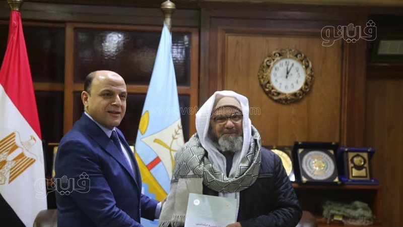 تسليم عقود التقنين