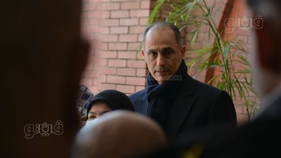 جمال مبارك يحيي ذكرى وفاة والده من داخل ضريحه (فيديو وصور)