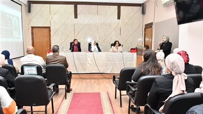 توصيات المؤتمر البيئي الأول لكلية السياحة والفنادق بجامعة القناة (صور) 