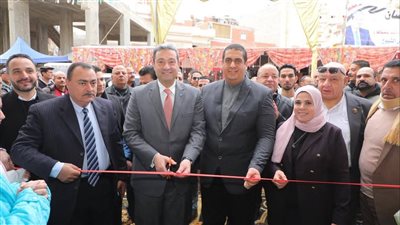 محافظ دمياط يفتتح معرض أهلًا رمضان بمدينة الزرقا (صور)