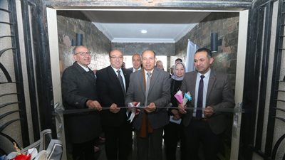 رئيس جامعة المنصورة الأهلية يفتتح مقر مركز الرعاية الأولية