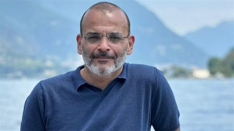 أيمن بهجت قمر، فيتو