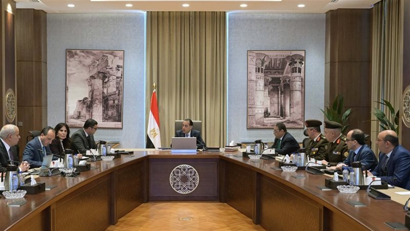 اجنماع الدكتور مصطفى