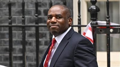 وزير الخارجية البريطاني: نرفض تهجير الفلسطينيين ونوجه الشكر لمصر 