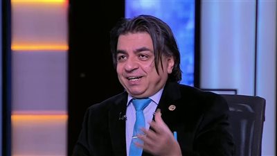 عميد معهد القلب القومي السابق يحذر الشباب من أفعال خطيرة ليلة العيد