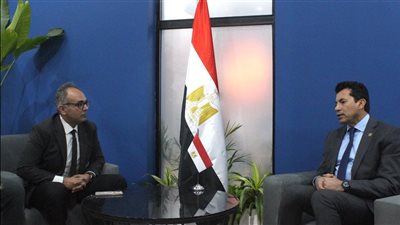 وزير الشباب والرياضة يبحث التعاون مع “تيك توك” خلال معرض سبورتس إكسبو