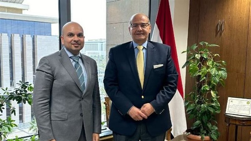 لقاء السفير سامح