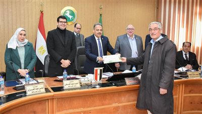 محافظ الشرقية يترأس اجتماع المجلس التنفيذى