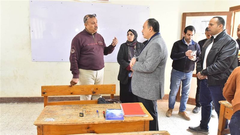 محافظ أسيوط يتفقد