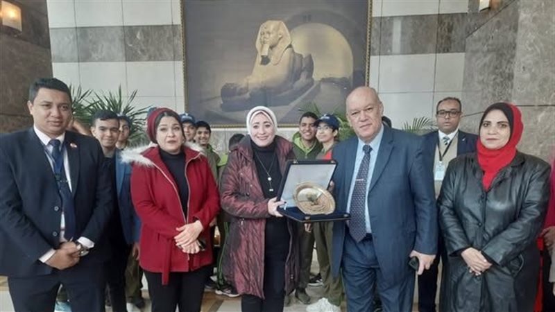 جانب من جولة الطلاب
