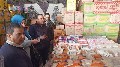 محافظ الدقهلية يتابع افتتاح معرض أهلا رمضان بمركز منية النصر 