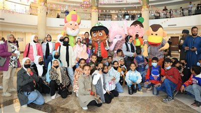 بوجي وطمطم وبكار يشاركون الأطفال بأورام الأقصر الفرحة بحلول شهر رمضان