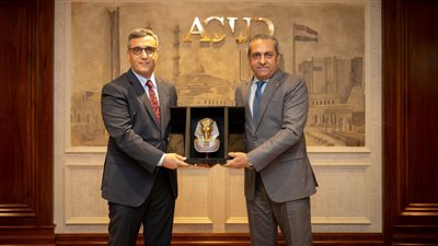 شركة العاصمة الإدارية توقع عقد بيع قطعتي أرض لسفارة الجزائر