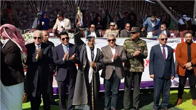 وزير الرياضة ومحافظ الإسماعيلية يشهدان ختام مهرجان الهجن (صور)