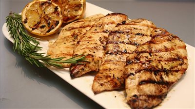 لفطار رمضاني اقتصادي وسريع التحضير، 7 وصفات مميزة بنصف كيلو صدور فراخ