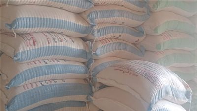 الداخلية تضبط 3 أطنان دقيق قبل بيعها بالسوق السوداء 