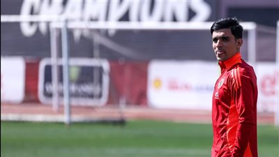 فرمان جديد من كولر بشأن أشرف بن شرقي بعد تألقه مع الأهلي