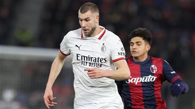 بولونيا يقلب الطاولة أمام ميلان ويفوز 2-1 في الدوري الإيطالي
