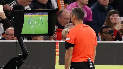 في واقعة غريبة، إلغاء مباراة في الدوري الألماني بسبب 