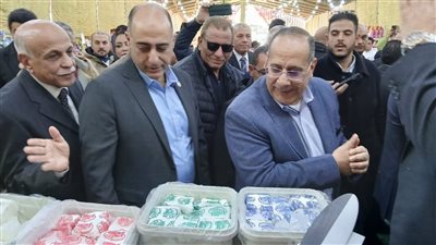 وكيل تموين الإسكندرية يفتتح معرض أهلا رمضان بمحرم بك 