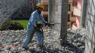 إزالة تعديات بناء على مساحة 400 متر بأجا بالدقهلية (صور) 