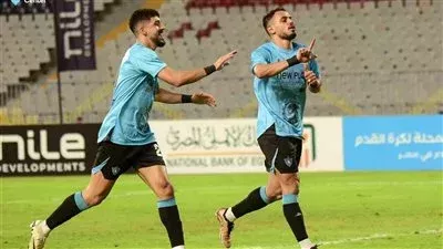 غزل المحلة يقتنص فوزا هاما من سموحة بهدف في الدوري الممتاز