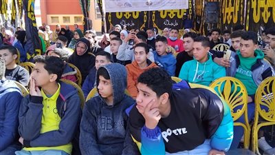  آلاف الطلاب يتوافدون على القوافل التعليمية المجانية بالدقهلية 