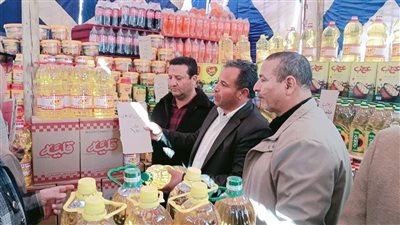 استعدادًا لرمضان، افتتاح 3 معارض للسلع الغذائية بالقنطرة شرق 