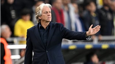 جيسوس يقترب من تدريب النصر السعودي بعد مكالمة من رونالدو