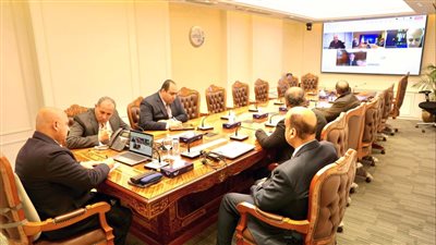 وزير النقل يناقش مع نظيره الإيطالي سبل التعاون المشترك 