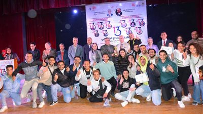 جامعة أسيوط تختتم فعاليات مهرجان الإبداع المسرحي (صور)