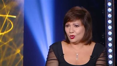 عايدة رياض تتحدث عن أجمل ذكريات الطفولة.. تكشف كواليس التحاقها بالوسط الفني.. تحسم الجدل حول حقيقة الزواج العرفي.. وتفصح عن رأيها في أحمد زكي 