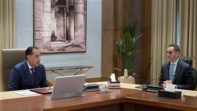 مصطفى مدبولي يتابع مع وزير الاستثمار والتجارة الخارجية أهم ملفات العمل 