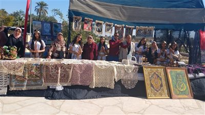 مكتبة مصر العامة بأسيوط تشارك في المعرض التراثي للفنون والإبداع
