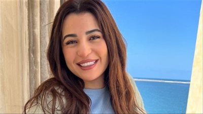 بتول الحداد تطلب الدعاء لوالدها بعد خضوعه لجراحة قلب مفتوح