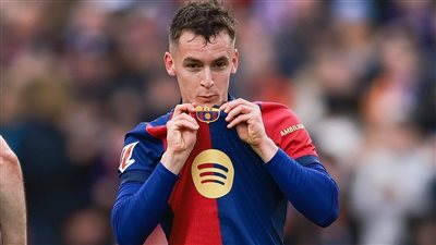 برشلونة يضرب سوسيداد برباعية نظيفة ويتصدر الدوري الإسباني 