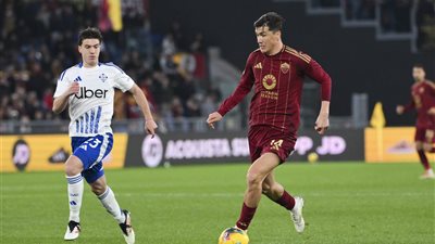 روما يفوز على كومو 2-1 في الدوري الإيطالي