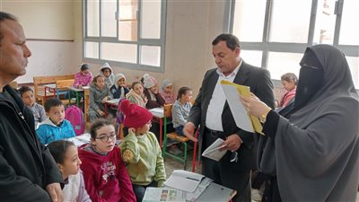 مدير تعليم الدقهلية يتفقد مدارس إدارة غرب المنصورة (صور) 