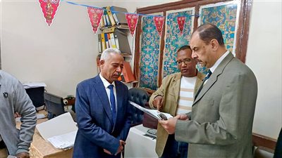 محافظ سوهاج يتفقد المراكز التكنولوجية بحى شرق (صور)