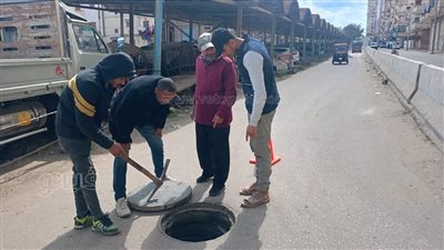 حملة مكثفة لتطوير شبكات الصرف الصحي بدسوق في كفر الشيخ