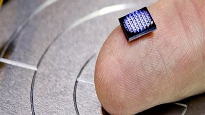 تستخدم جسيمات نانوية حقيقية، اليابان تطور أصغر لعبة كمبيوتر في العالم (فيديو)